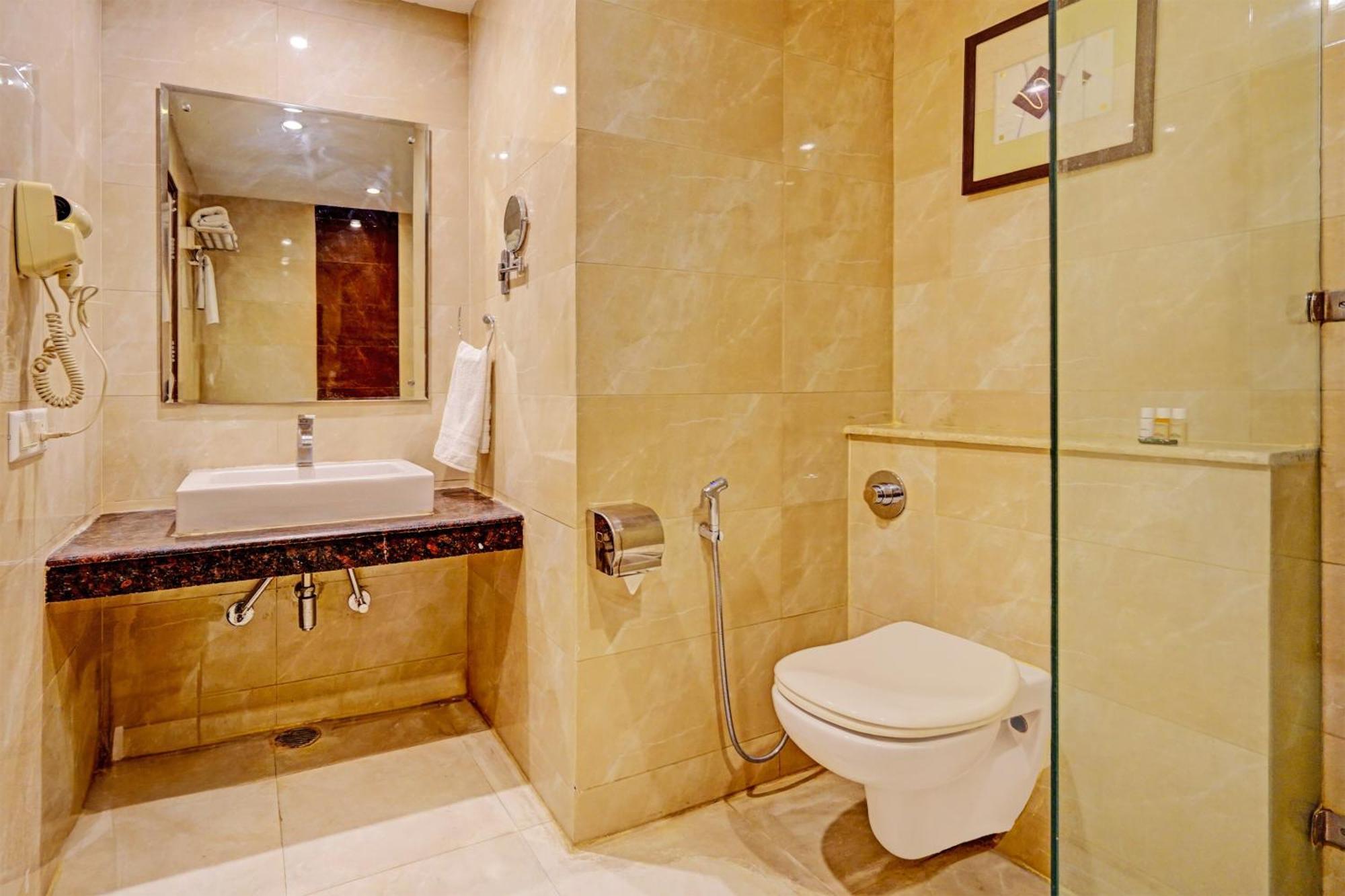 Hotel The Frist Collection Nueva Delhi Exterior foto
